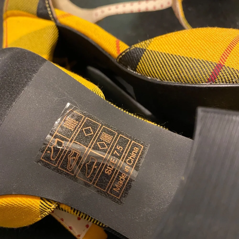 BAIT yellow plaid heels - 7.5 - Picture 6 of 6
